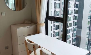Condo en alquiler de 2 habitaciones en Pathum Wan, Bangkok