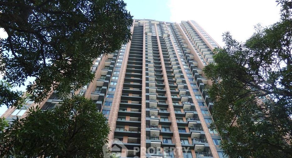 For rent 1 bed condo in Watthana, Bangkok