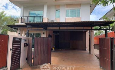 出租 3 卧室 独立屋 在 Lat Krabang, 曼谷
