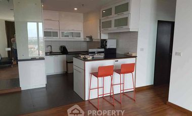 For rent 3 bedrooms condo in Yan Nawa, Bangkok