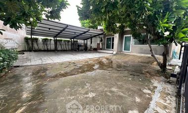 Haus zur Miete mit 3 Zimmer in Khlong Sam Wa, Bangkok