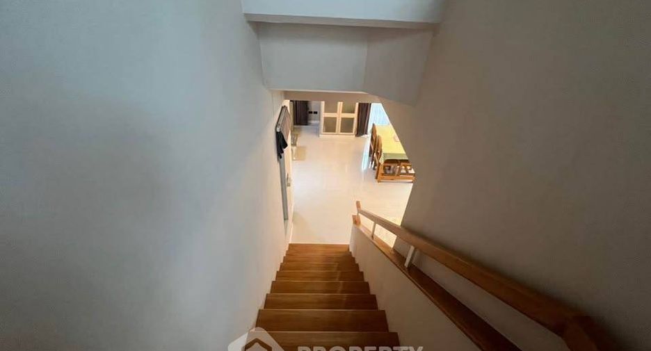 Haus zur Miete mit 3 Zimmer in Khlong Sam Wa, Bangkok