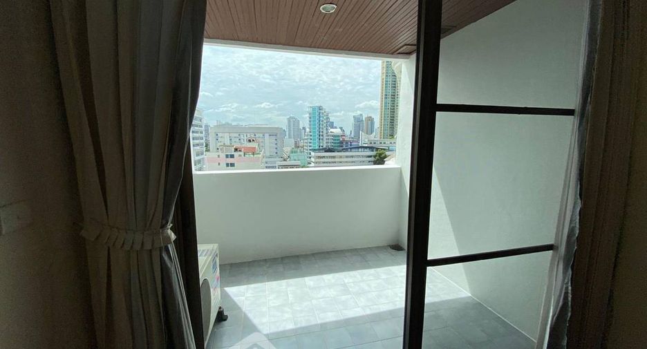 Apartment zur Miete mit 3 Zimmer in Watthana, Bangkok