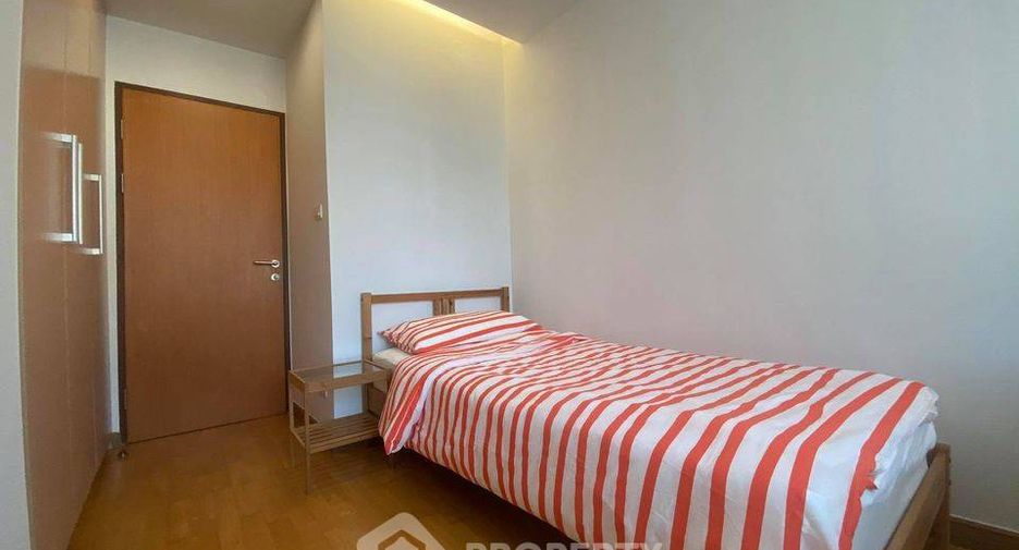For rent 3 ベッドルーム condo in Phra Khanong, Bangkok