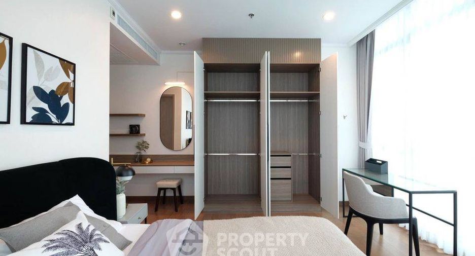 For rent 2 bedrooms condo in Watthana, Bangkok