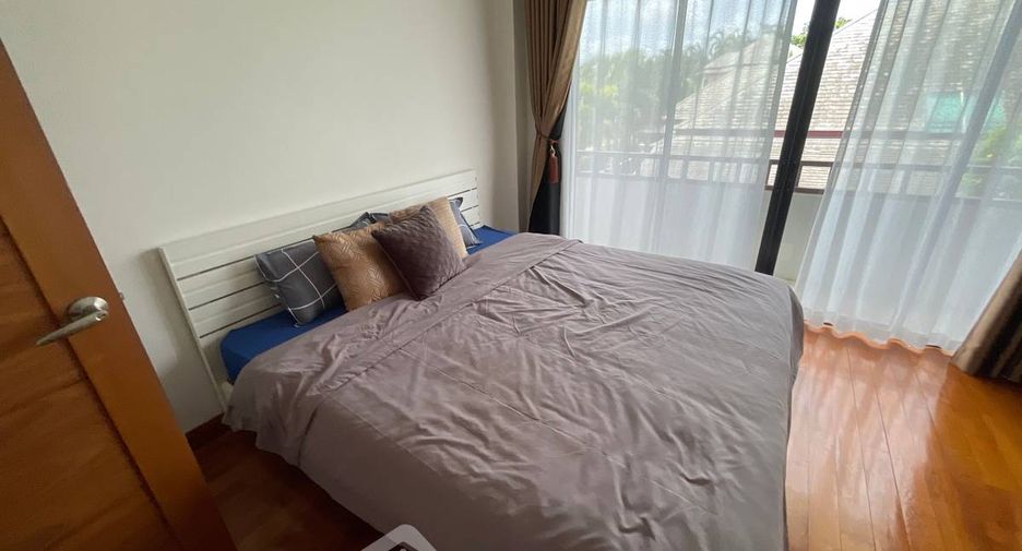 For rent 4 bedrooms house in Huay Yai, Pattaya