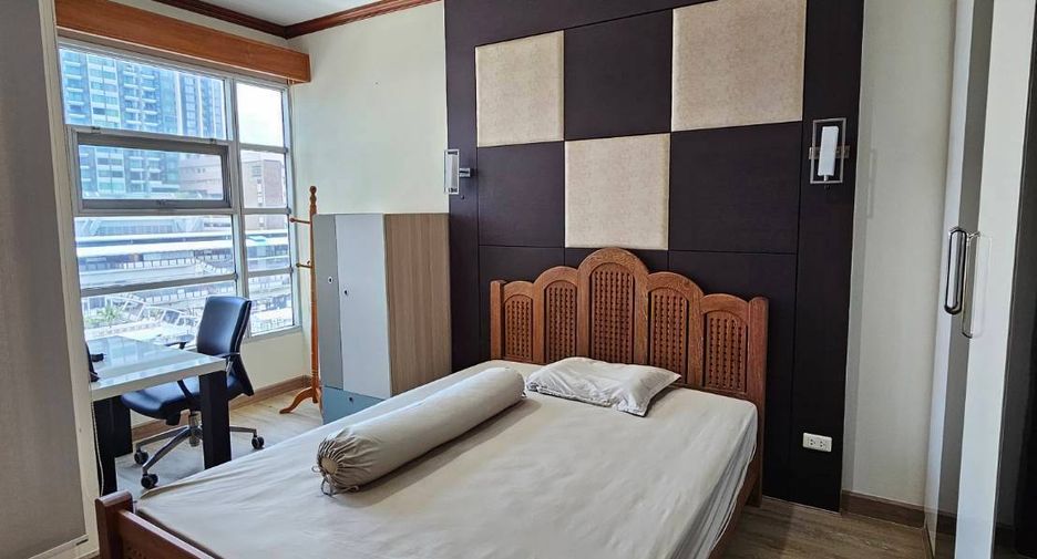 Wohnung zur Miete mit 3 Zimmer in Ratchathewi, Bangkok