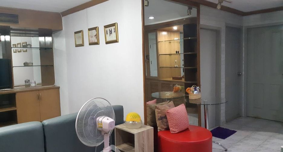 出租 2 卧室 公寓 在 Khlong Toei, 曼谷