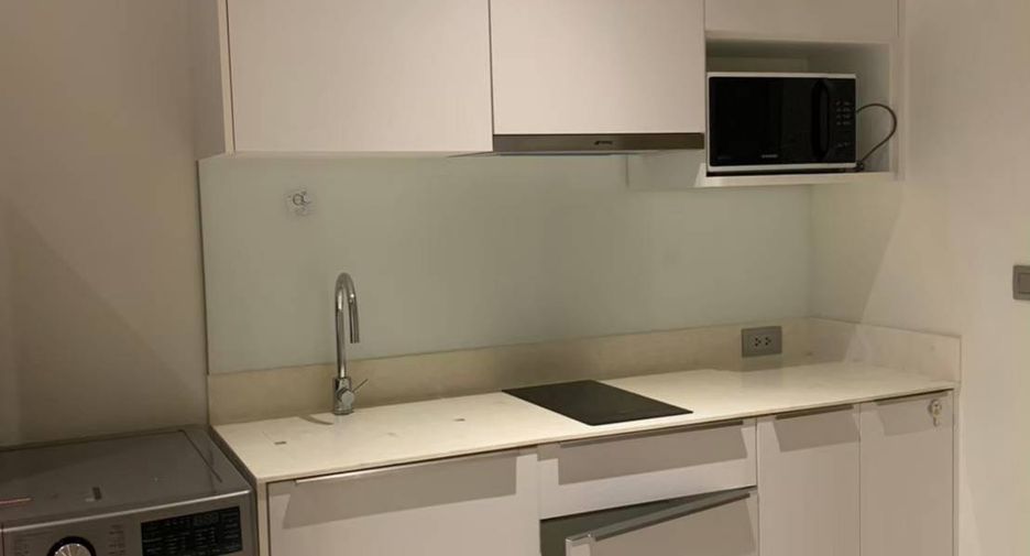 For rent 1 bed condo in Bang Rak, Bangkok