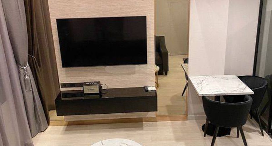 For rent 1 bed condo in Sathon, Bangkok