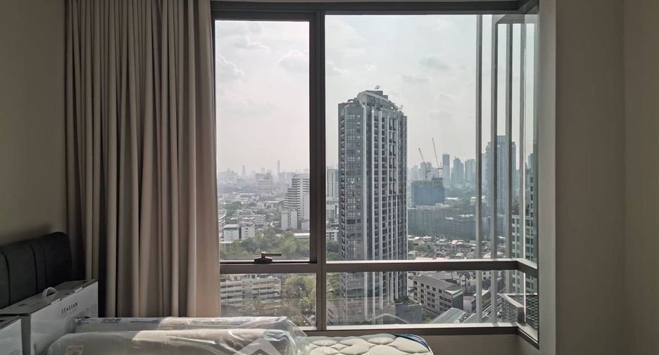 Condo en alquiler de 1 habitaciones en Khlong Toei, Bangkok
