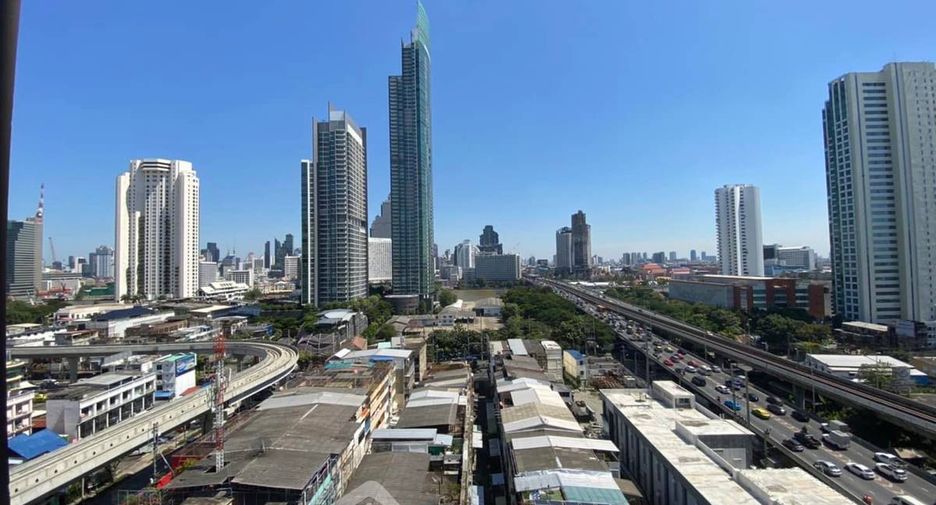 À louer 2 chambres condo à Khlong San, Bangkok