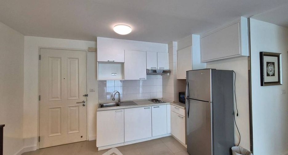 For rent 2 ベッドルーム condo in Watthana, Bangkok