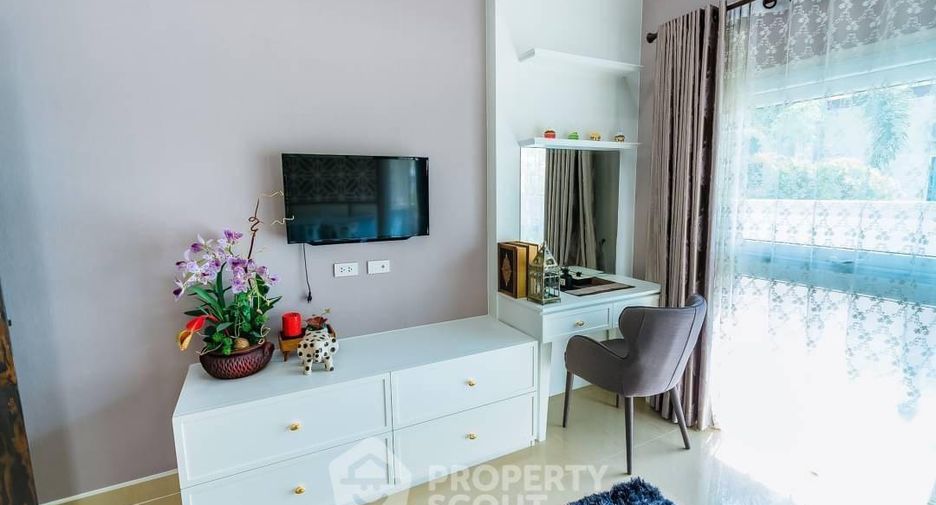 For rent 3 bedrooms house in Huay Yai, Pattaya