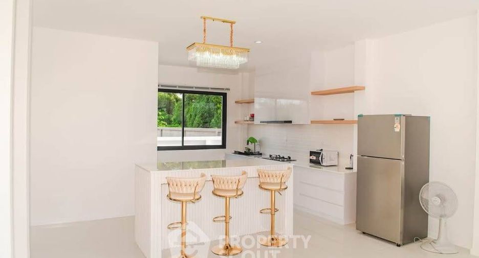 For rent 4 bedrooms house in Jomtien, Pattaya