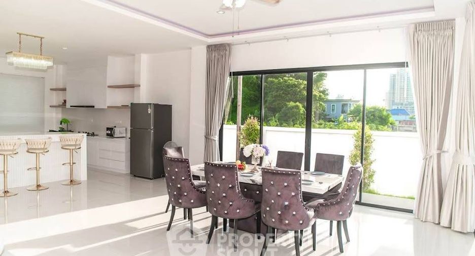 For rent 4 bedrooms house in Jomtien, Pattaya