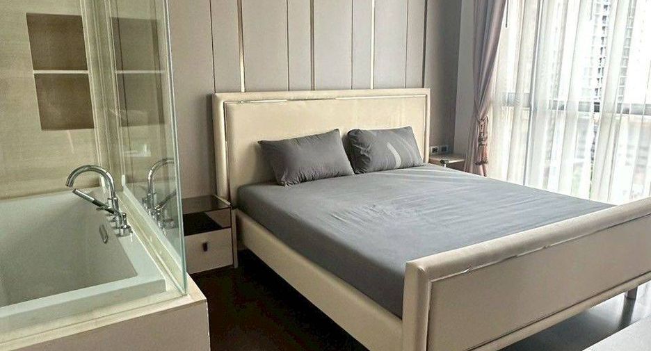 For rent 1 bed condo in Khlong Toei, Bangkok