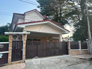 出租 3 卧室 独立屋 在 Lat Krabang, 曼谷