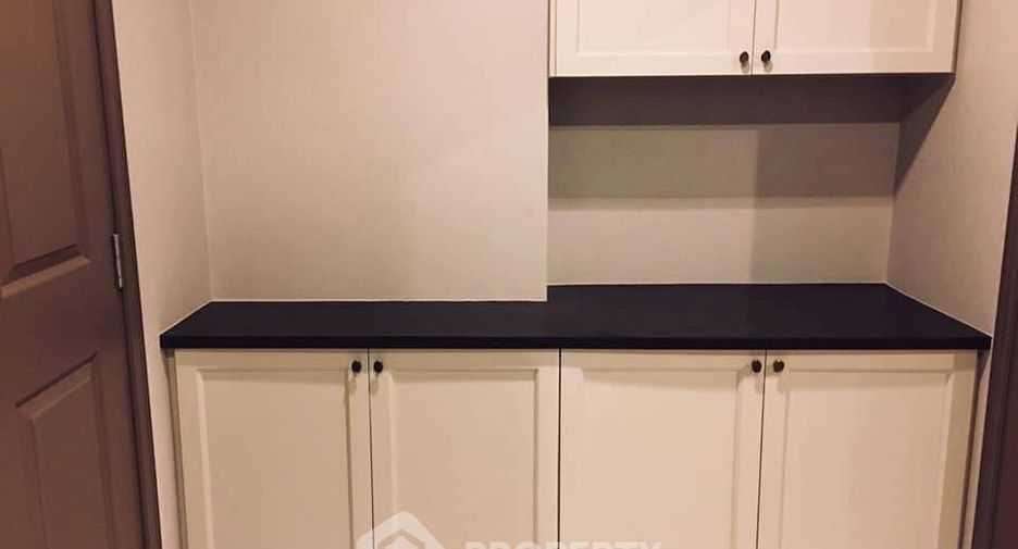 For rent 1 bed condo in Pathum Wan, Bangkok