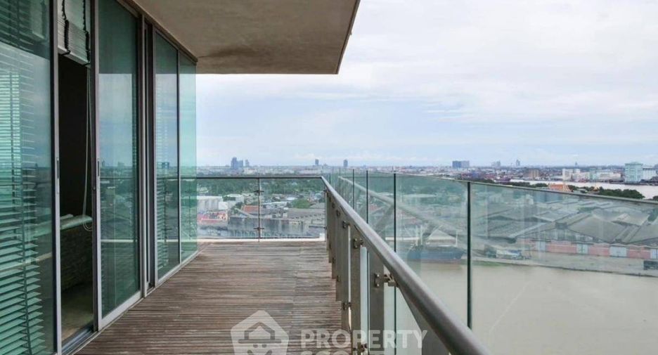 For rent 3 bedrooms condo in Yan Nawa, Bangkok