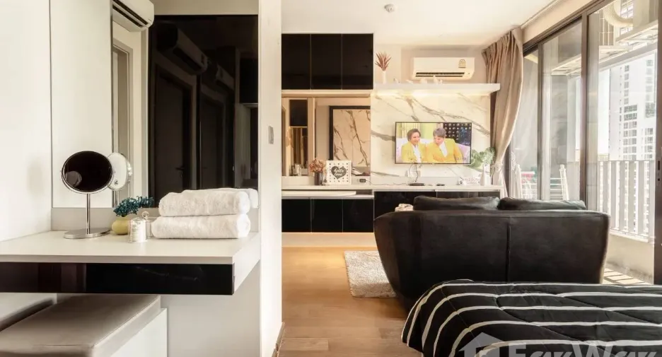For rent 1 bed condo in Pathum Wan, Bangkok