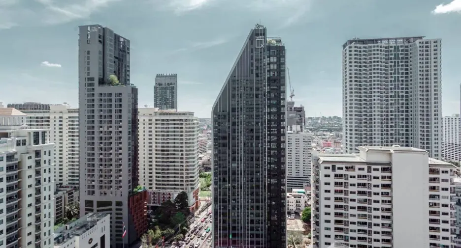 For rent 1 bed condo in Pathum Wan, Bangkok