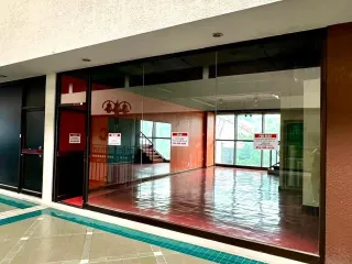 Oficina en alquiler en Huai Khwang, Bangkok