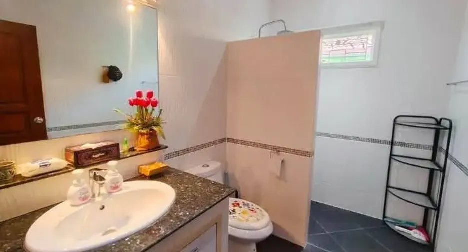 For sale 2 bedrooms house in Mueang Rayong, Rayong