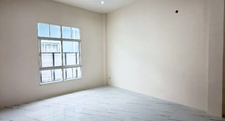 ขาย 4 ห้องนอน บ้านเดี่ยว ใน เมืองพิษณุโลก, พิษณุโลก