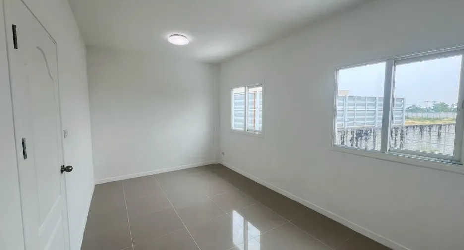 出售 3 卧室 独立屋 在 Sam Phran, Nakhon Pathom