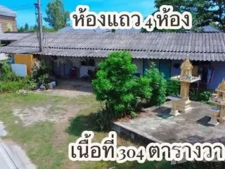 Reihenhaus zum Kauf mit 4 Zimmer in Mueang Rayong, Rayong