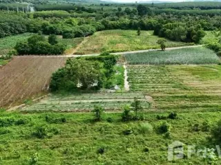 Продажа Участок в Клаенг, Районг