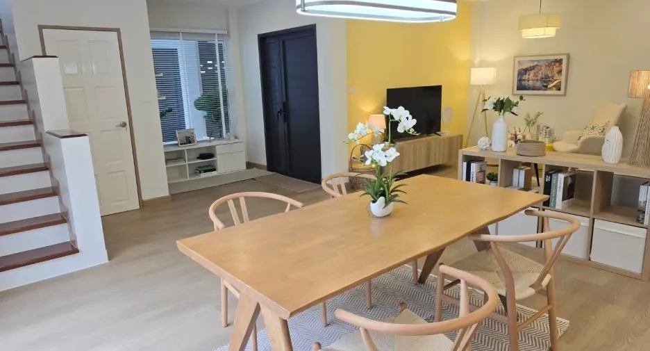 Haus zum Kauf mit 3 Zimmer in Mueang Khon Kaen, Khon Kaen