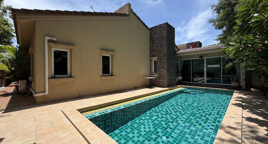 For rent 3 bedrooms house in Bang Lamung, Chonburi