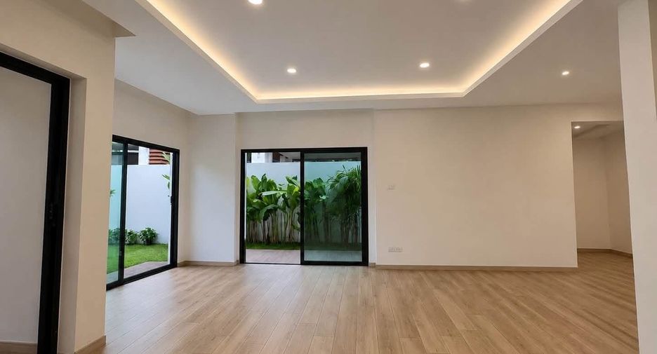 For sale 3 bedrooms house in Thalang, Phuket