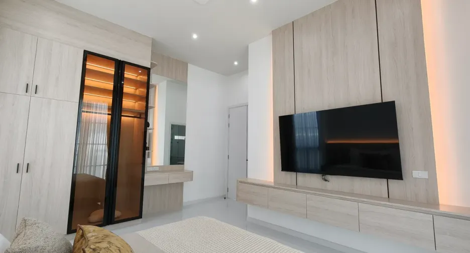 For sale 5 ベッドルーム house in Bang Lamung, Chonburi