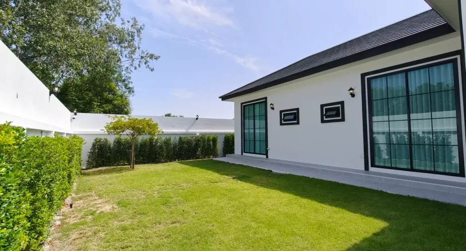 For sale 5 ベッドルーム house in Bang Lamung, Chonburi