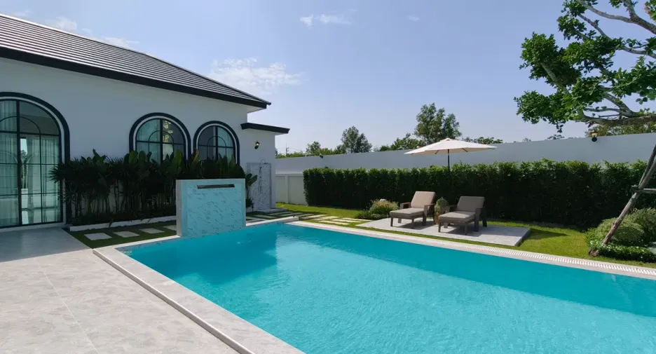For sale 5 ベッドルーム house in Bang Lamung, Chonburi