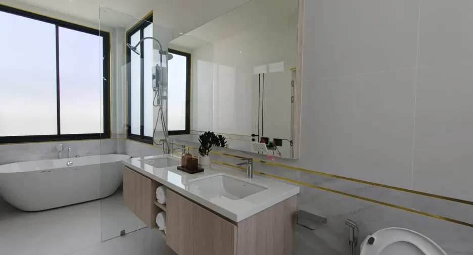 For sale 5 ベッドルーム house in Bang Lamung, Chonburi
