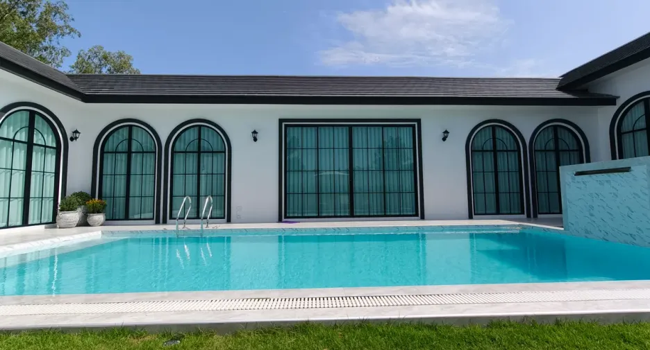 For sale 5 ベッドルーム house in Bang Lamung, Chonburi