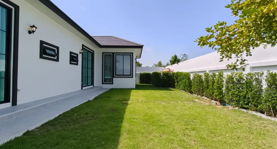 For sale 5 ベッドルーム house in Bang Lamung, Chonburi