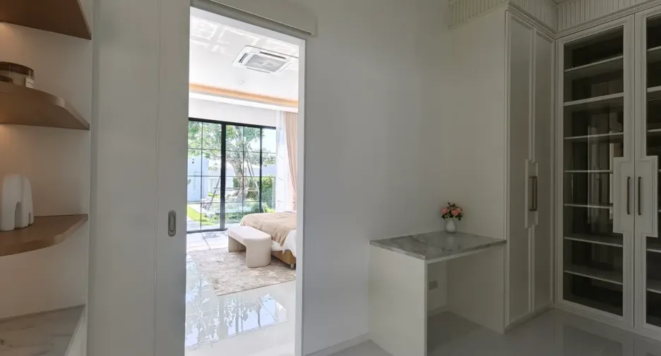 For sale 5 ベッドルーム house in Bang Lamung, Chonburi
