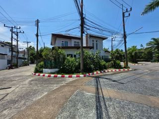 For sale 3 bedrooms house in Mueang Phuket, Phuket