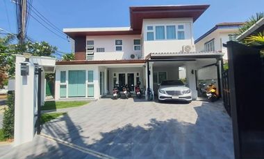 For sale 3 bedrooms house in Mueang Phuket, Phuket