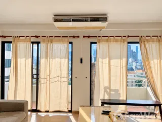 For sale 2 bedrooms condo in Khlong Toei, Bangkok