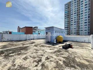 Casa en venta de 6 habitaciones en Huai Khwang, Bangkok