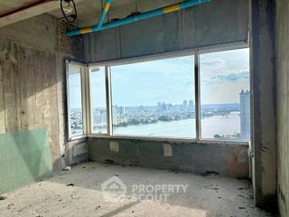 For sale 2 bedrooms condo in Yan Nawa, Bangkok