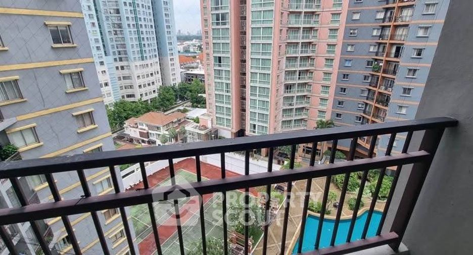 For sale 2 bedrooms condo in Yan Nawa, Bangkok