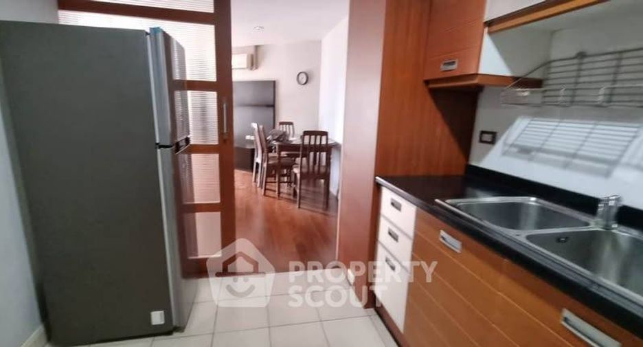 For sale 2 bedrooms condo in Yan Nawa, Bangkok