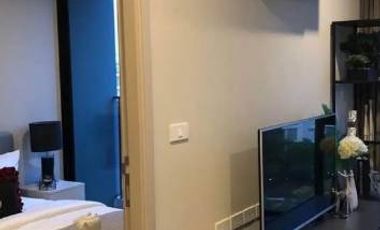 Продажа 1 кровать кондо в Пхра Кханонг, Бангкок